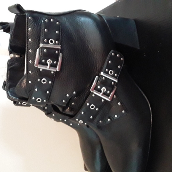 Rebecca Minkoff Logan Studded Buckle Booties Black Lamba 9.5 - Picture 5 of 16